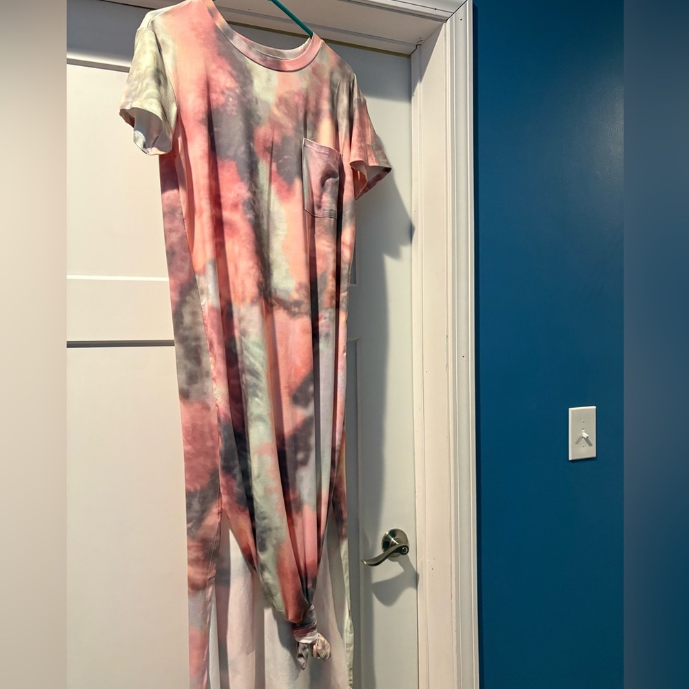 Tie-Dye Maxi Dress with Pocket